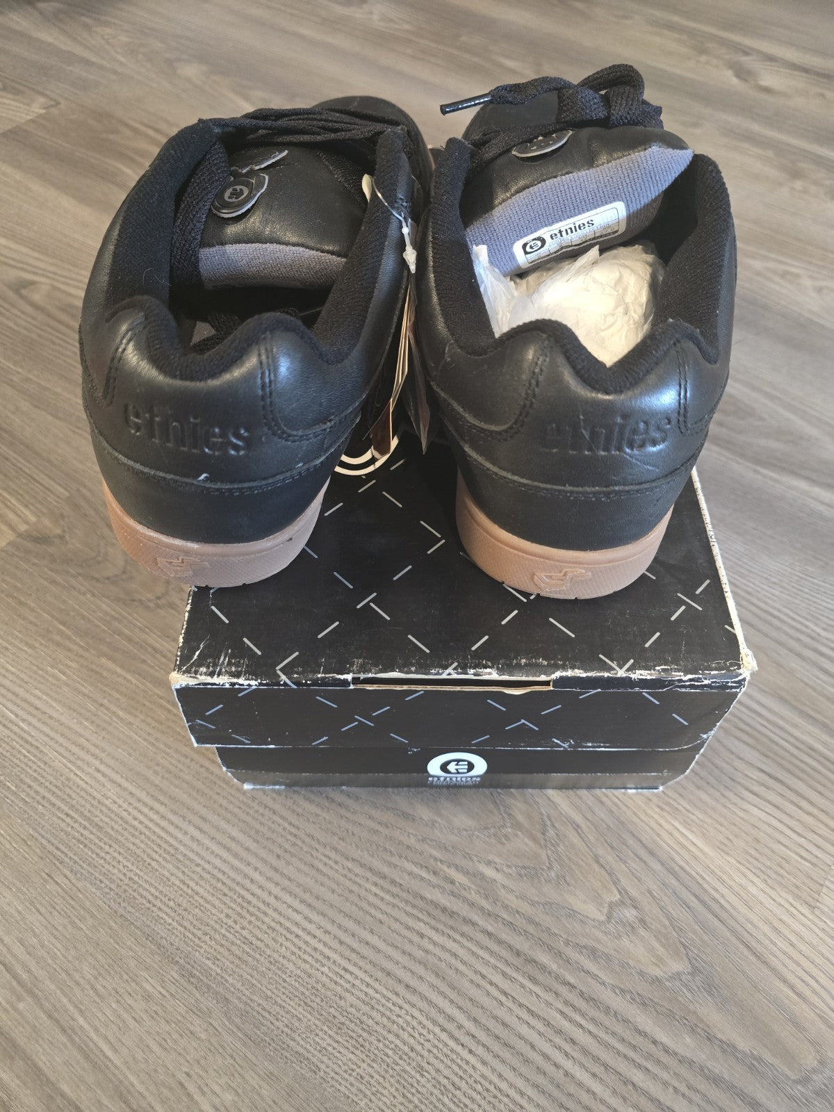 Etnies Bastien Salabanzi vintage skate shoes, new in box, sz 9 discontinued