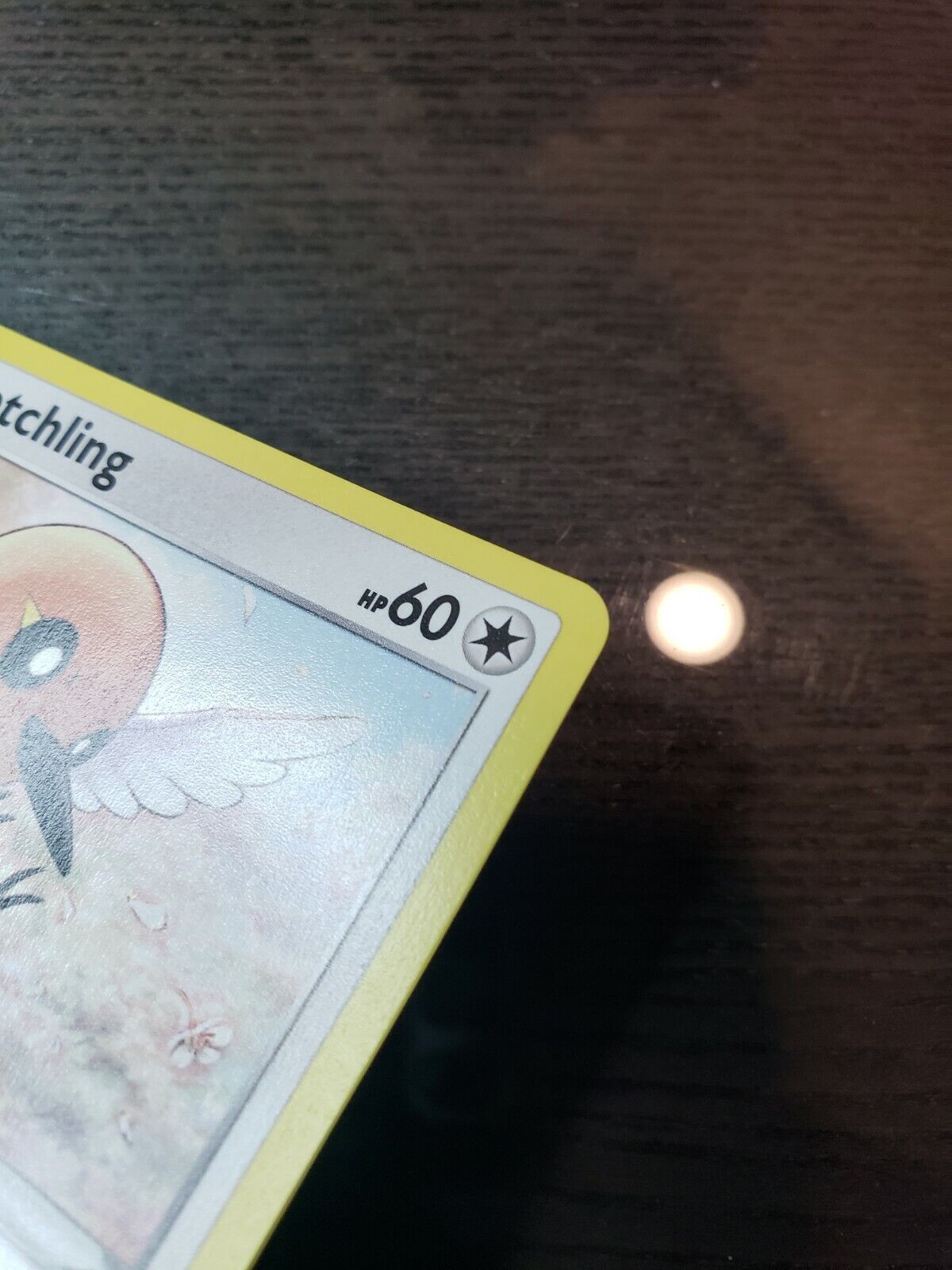Fletchling - 151/189 - Common Pokemon TCG Card Darkness Ablaze NM 2020