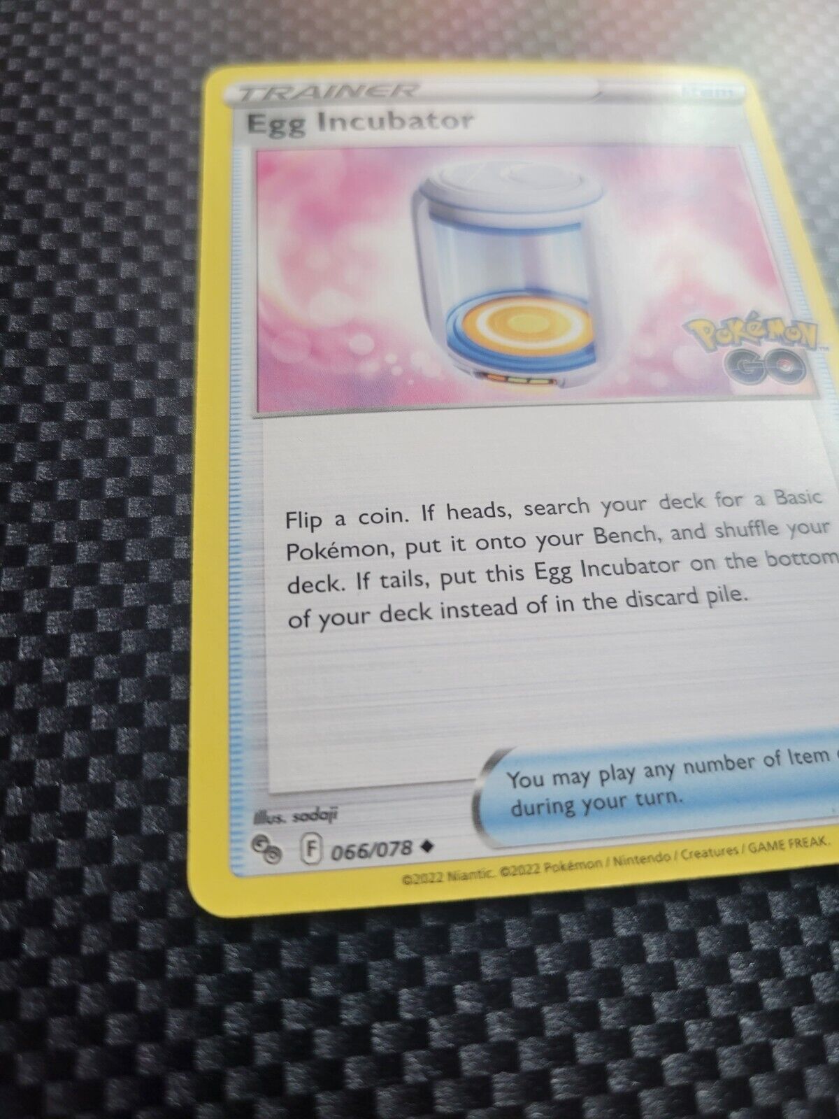 Pokémon TCG Egg Incubator Pokemon GO 066/078 Regular Uncommon Trainer Card NM