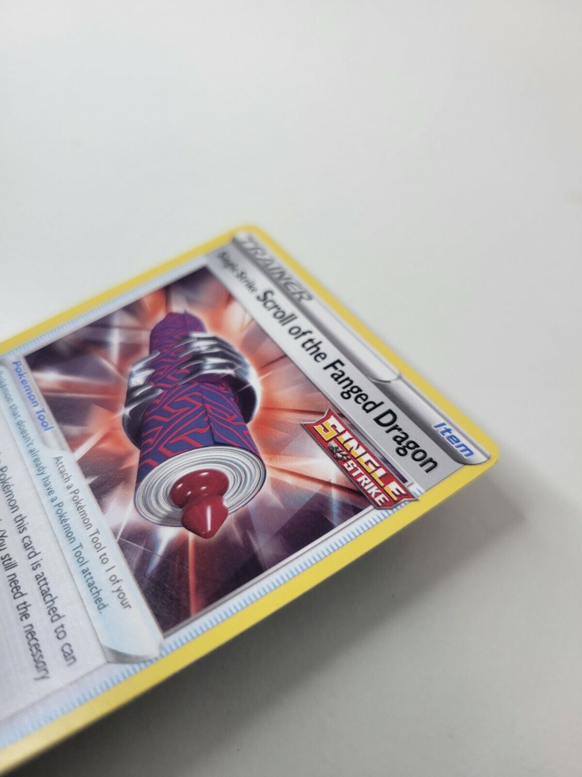 Pokémon TCG Single Strike Scroll of the Fanged Dragon Evolving Skies 158/203 NM