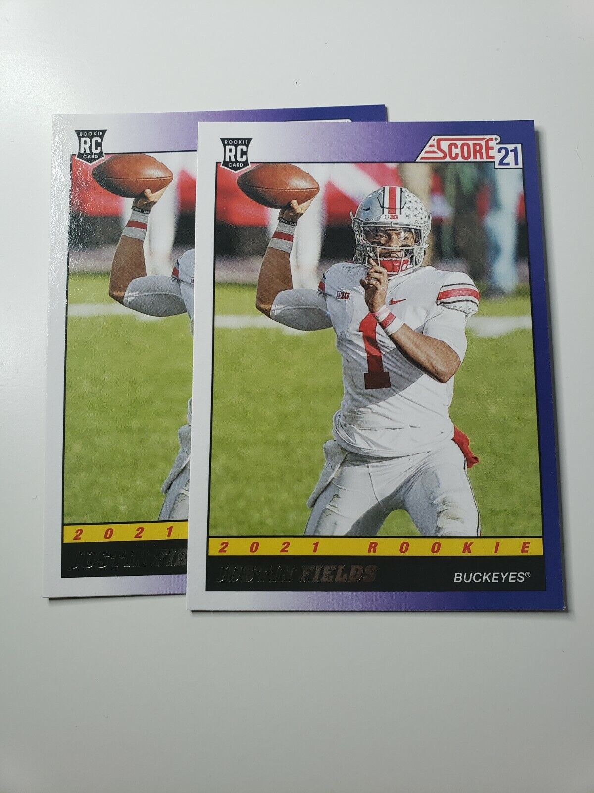 2021Panini Score Justin Fields 1991 Throwback Rookie Ohio State Buckeyes #TB2 RC