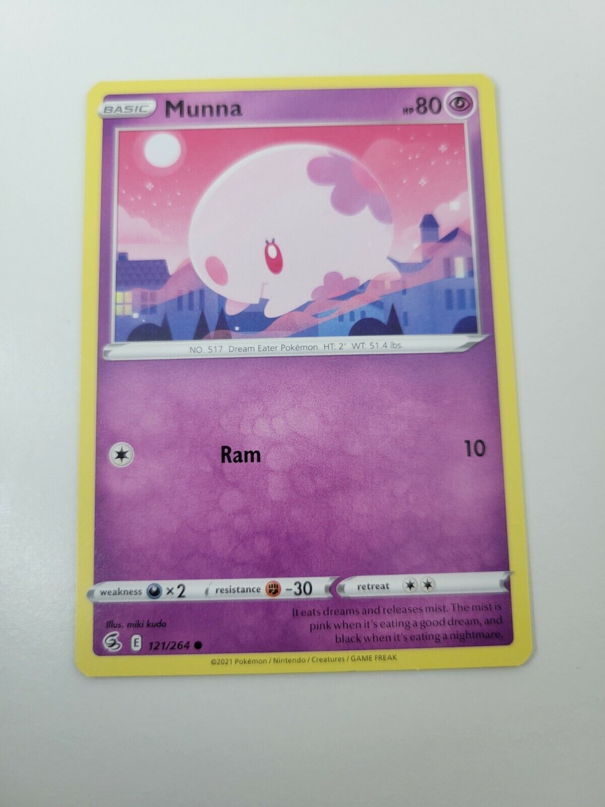Pokémon TCG Munna Fusion Strike 121/264 Regular Common Card NM 2021