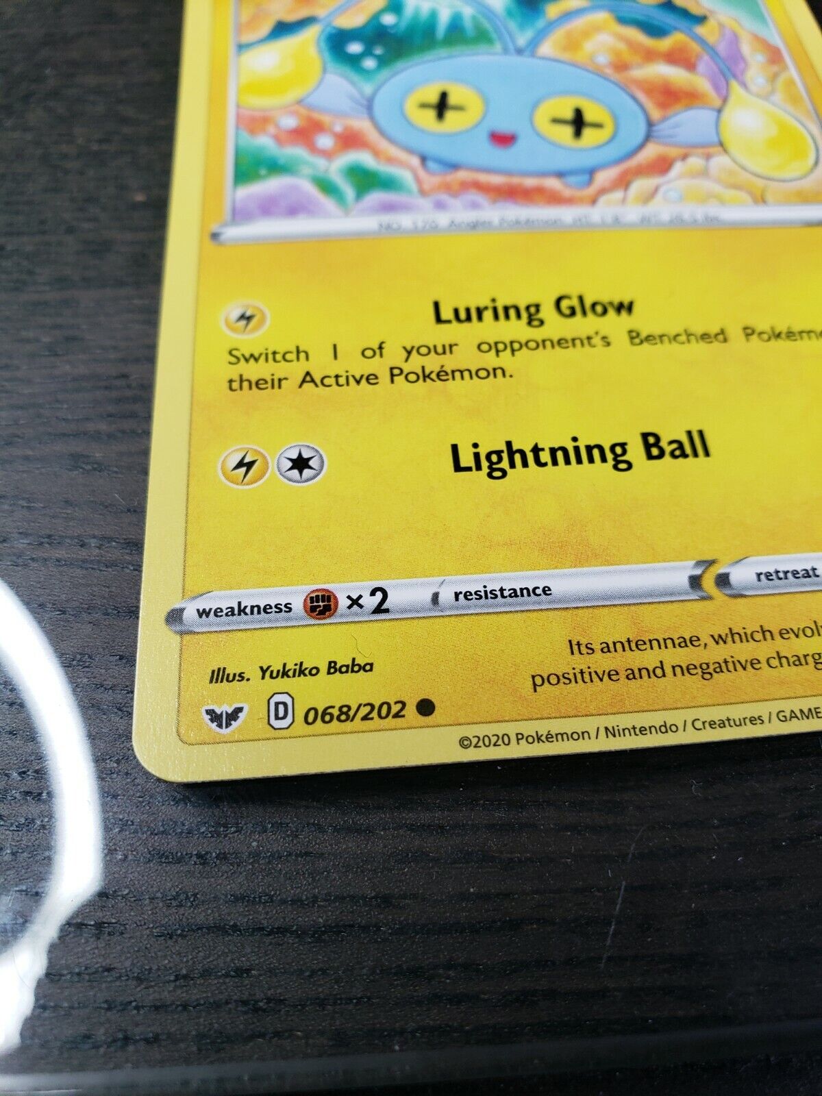 Pokemon TCG Chinchou 68/202 Sword & Shield Base Set Common card NM 2020
