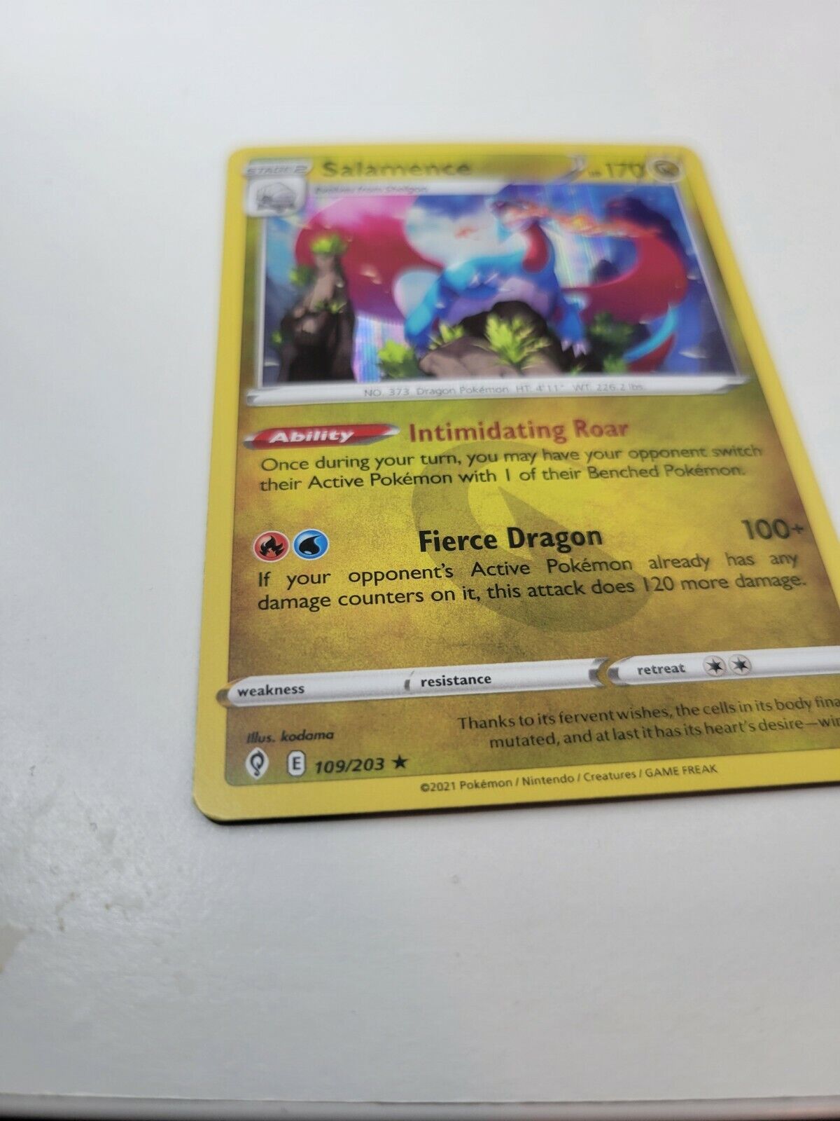 Pokémon TCG Salamence Evolving Skies 109/203 Holo Rare Card NM 2021