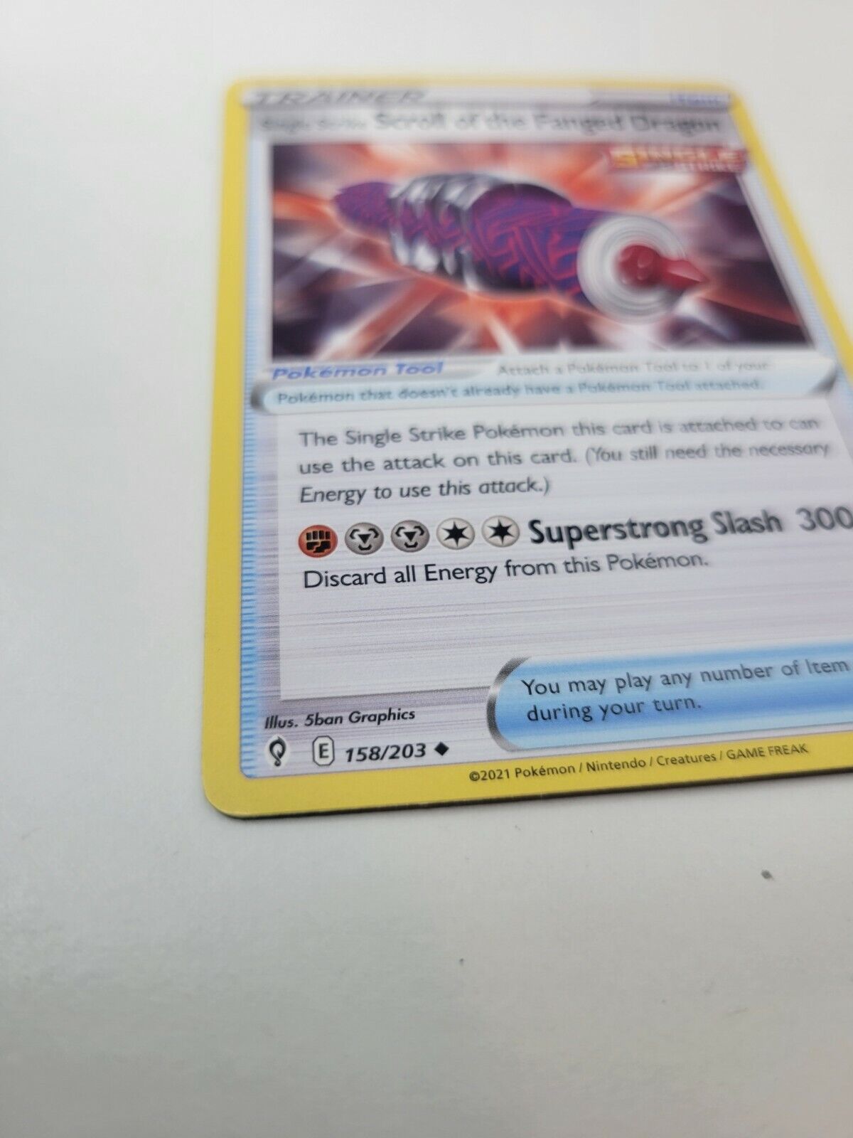 Pokémon TCG Single Strike Scroll of the Fanged Dragon Evolving Skies 158/203 NM