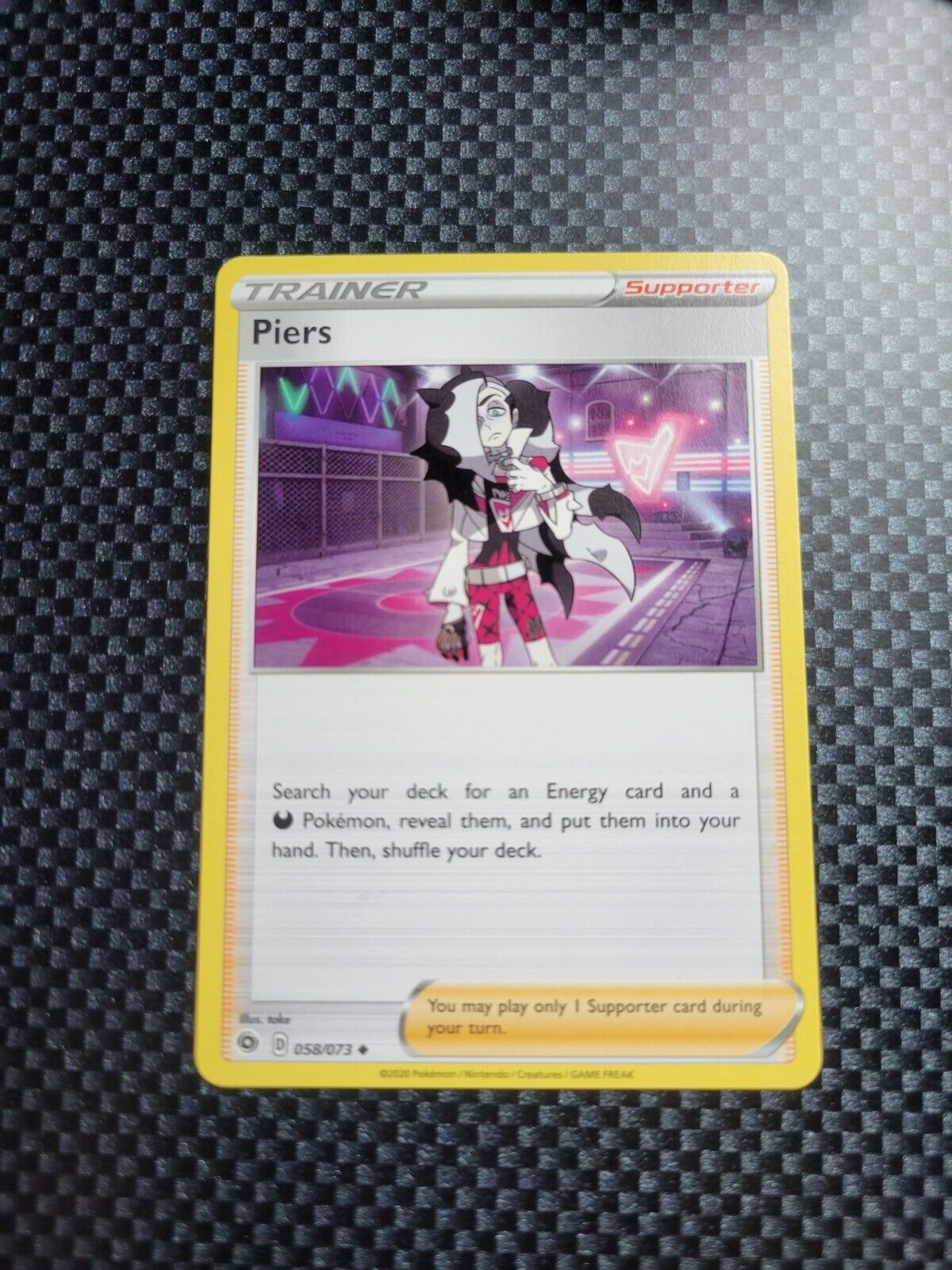 Pokémon TCG Piers Champion's Path 058/073 Regular Uncommon Trainer Card NM 2020