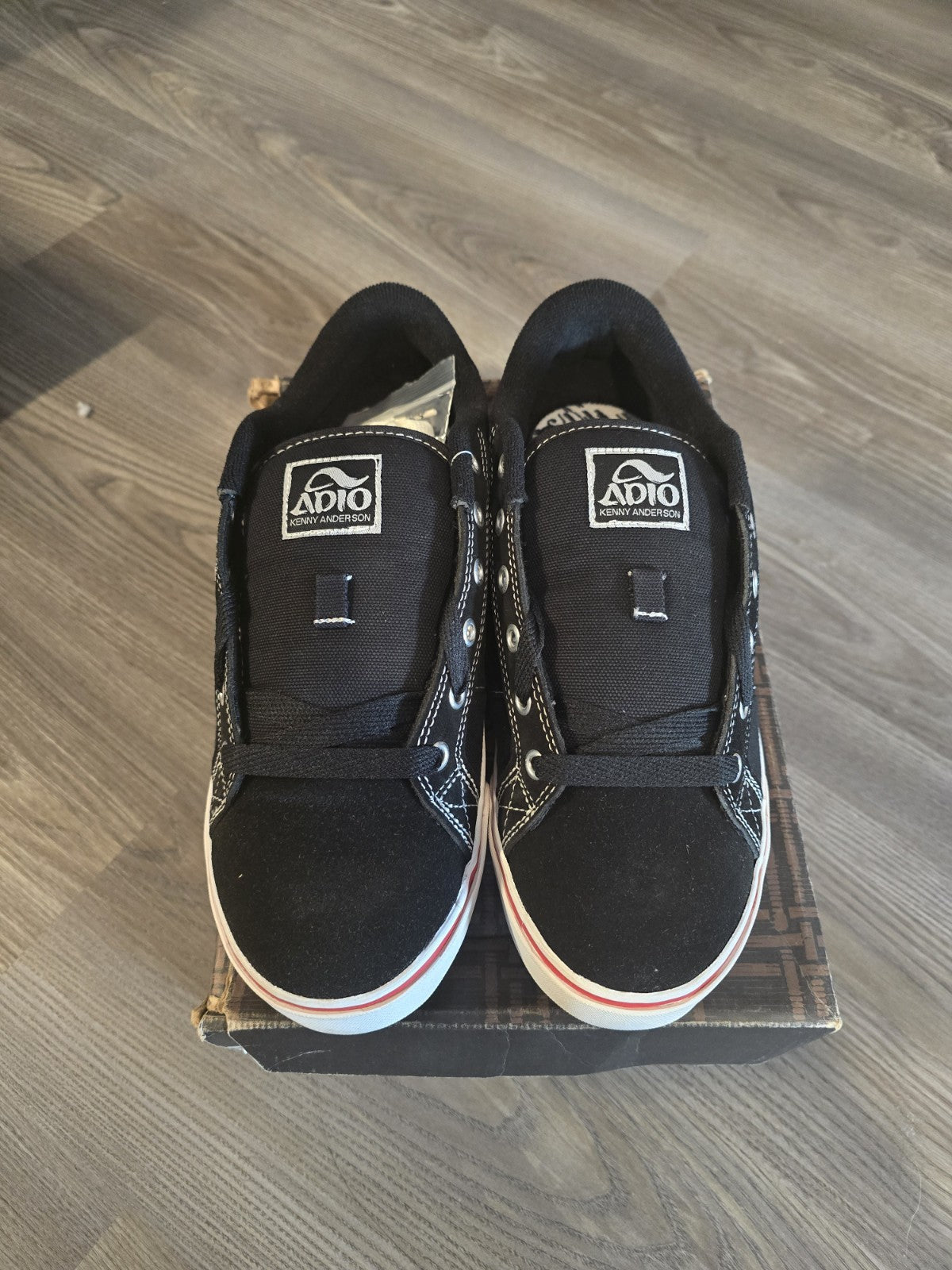 Adio Standard Kenny Anderson vintage skate shoes, Blakc/White, New in Box. Sz 9