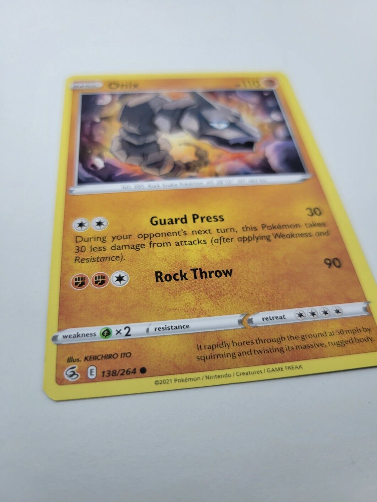 Pokémon TCG Onix Fusion Strike 138/264 Regular Common Card NM 2021