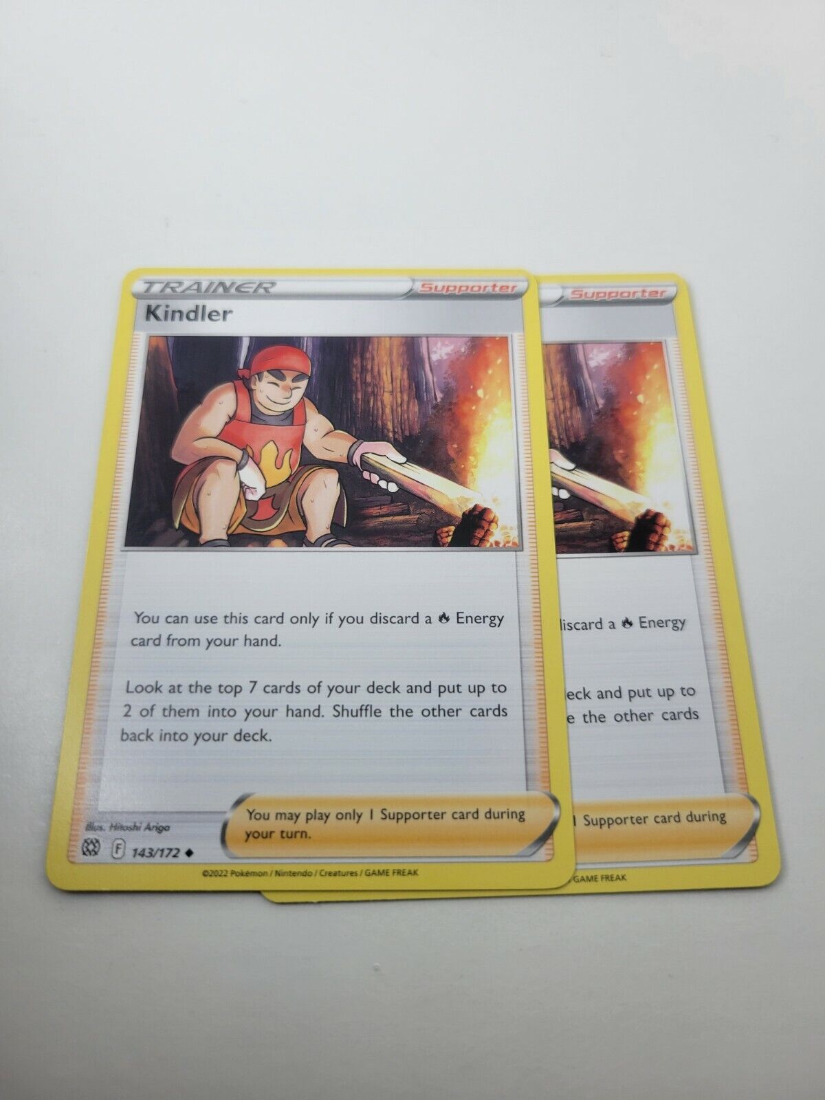 Pokemon TCG Brilliant Stars Trainer kindler 143/172 Regular Uncommon Card NM