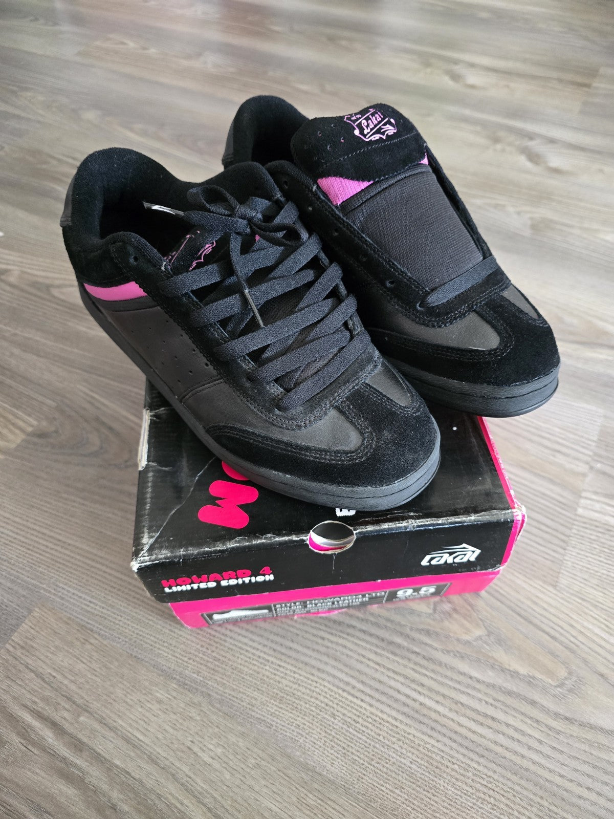 Lakai Howard 4 Ltd Crailtap edition black and pink vintage, New in Box skate...