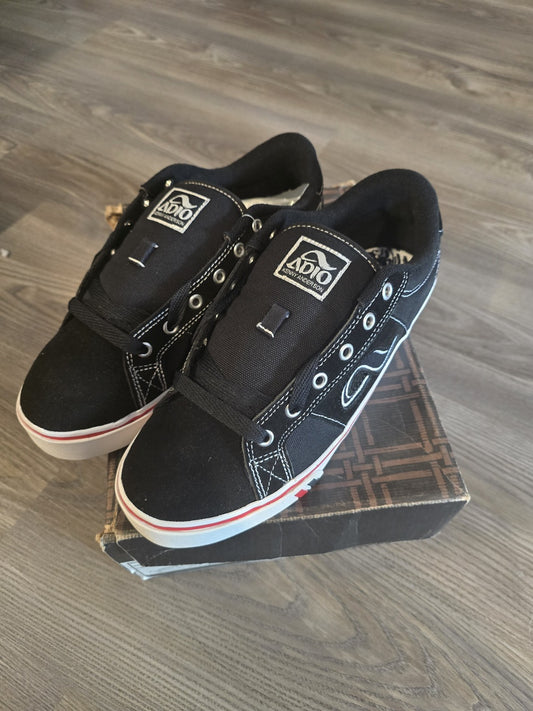 Adio Standard Kenny Anderson vintage skate shoes, Blakc/White, New in Box. Sz 9
