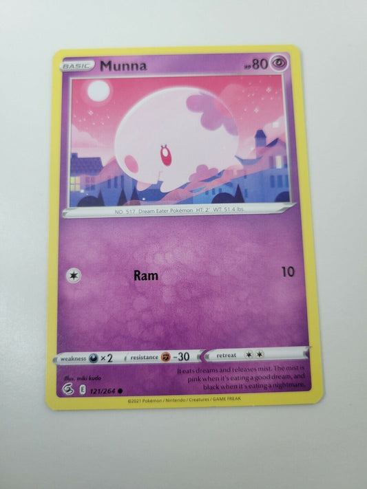 Pokémon TCG Munna Fusion Strike 121/264 Regular Common Card NM 2021