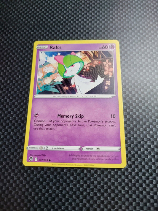 Pokémon TCG Ralts Silver Tempest 067/195 Regular Common Card NM 2022