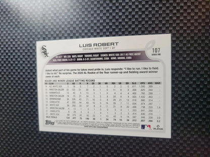 2022 Topps Series 1 Luis Robert  Chicago White Sox Base Card NM 
