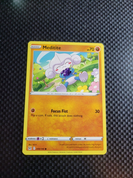 Pokémon TCG Meditite Lost Origin 099/196 Regular Common Card NM 2022