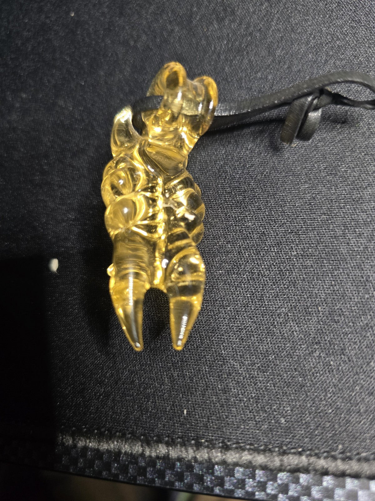 ELC Glass Trilodbite CFL Reactive Pendant